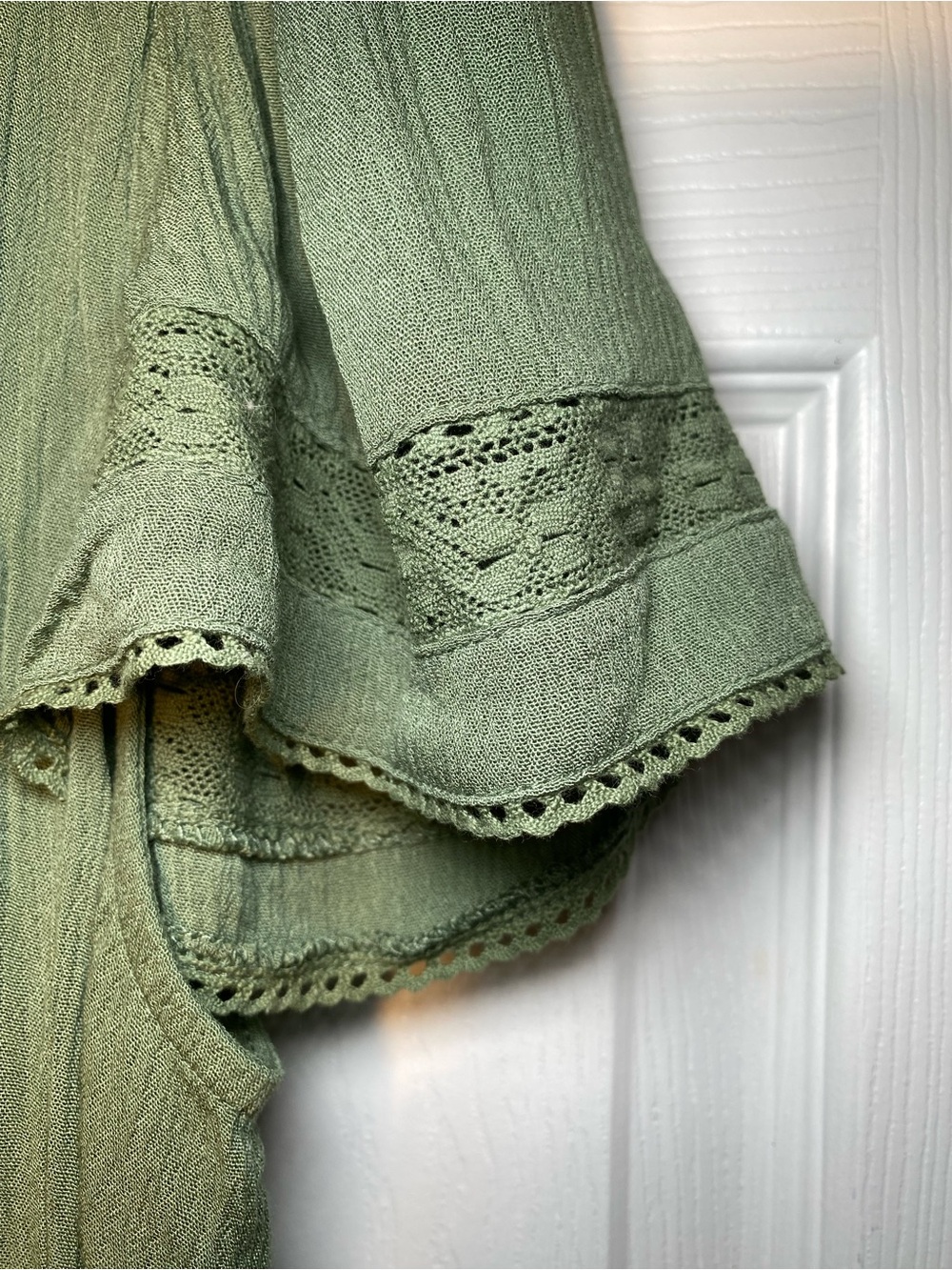 Stitchfix Mason and Belle Elegant Green Button-Down Women's Top L - Picture 2 of 16